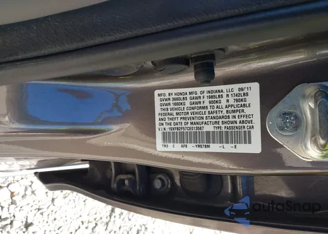 2012 Honda Civic Lx z USA, uszkodzony, nr VIN 19XFB2F57CE013567